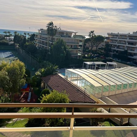 Apartment Heliotel Marine 4* Bord de Mer Saint-Laurent-du-Var Extérieur photo
